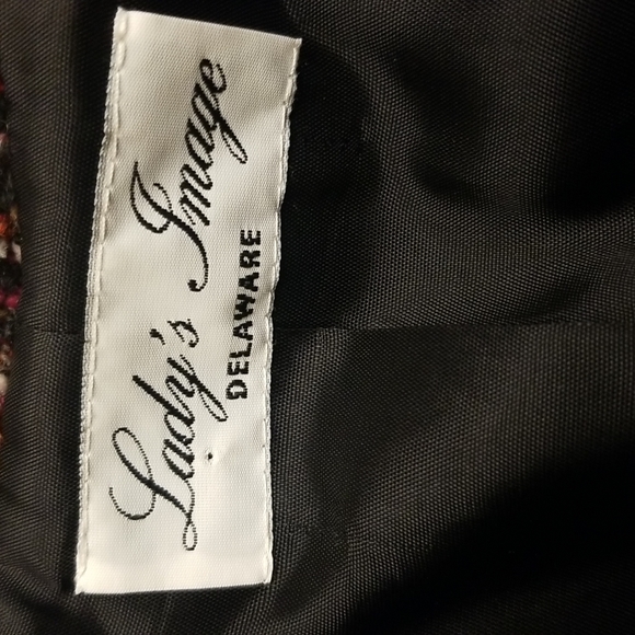 COMPLETELY CONFIDENT ❣️Lady's Image Delaware Tweed Suit, blazer and skirt - Picture 9 of 12